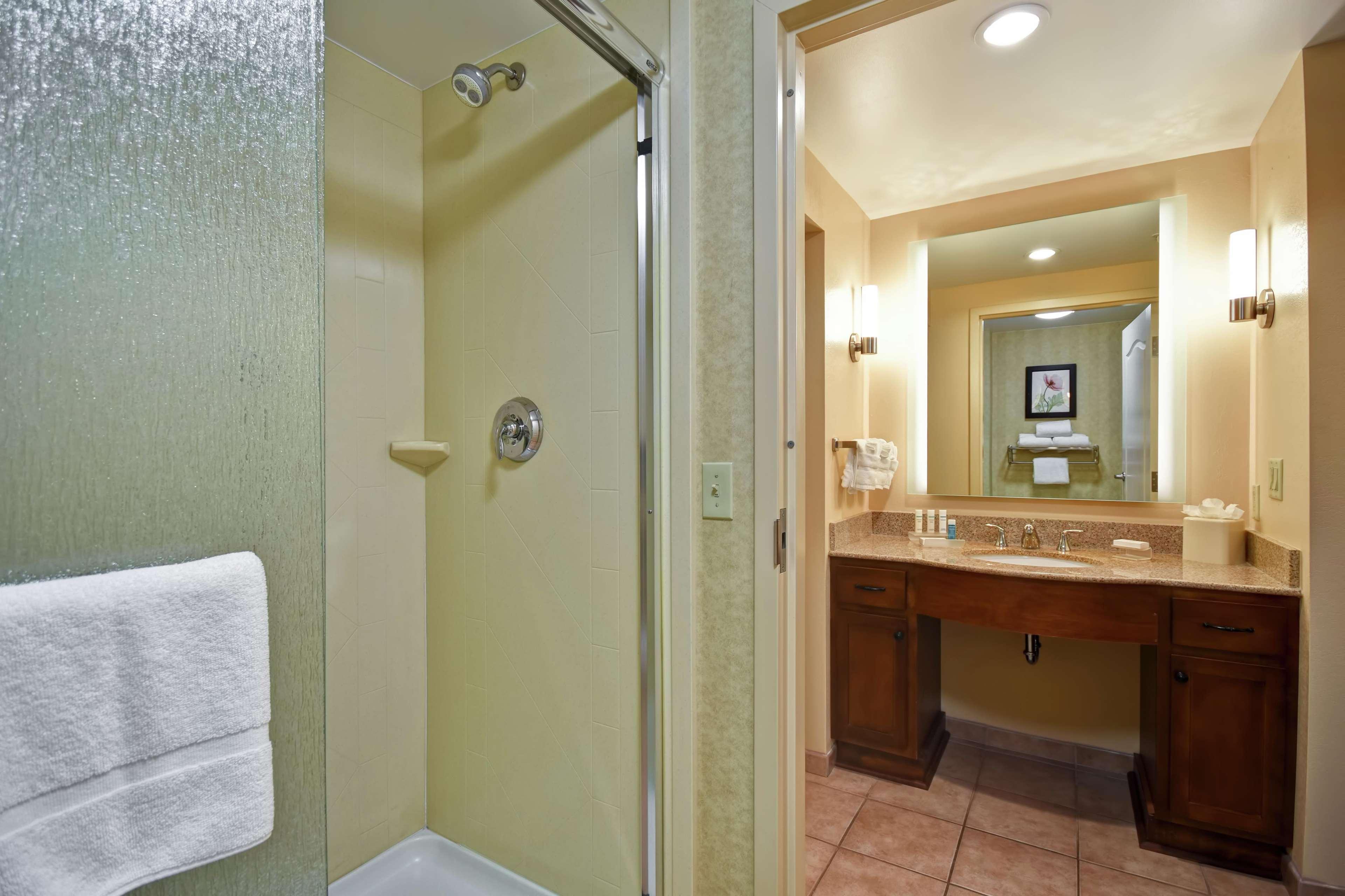Homewood Suites By Hilton Lancaster Rohrerstown Exterior photo