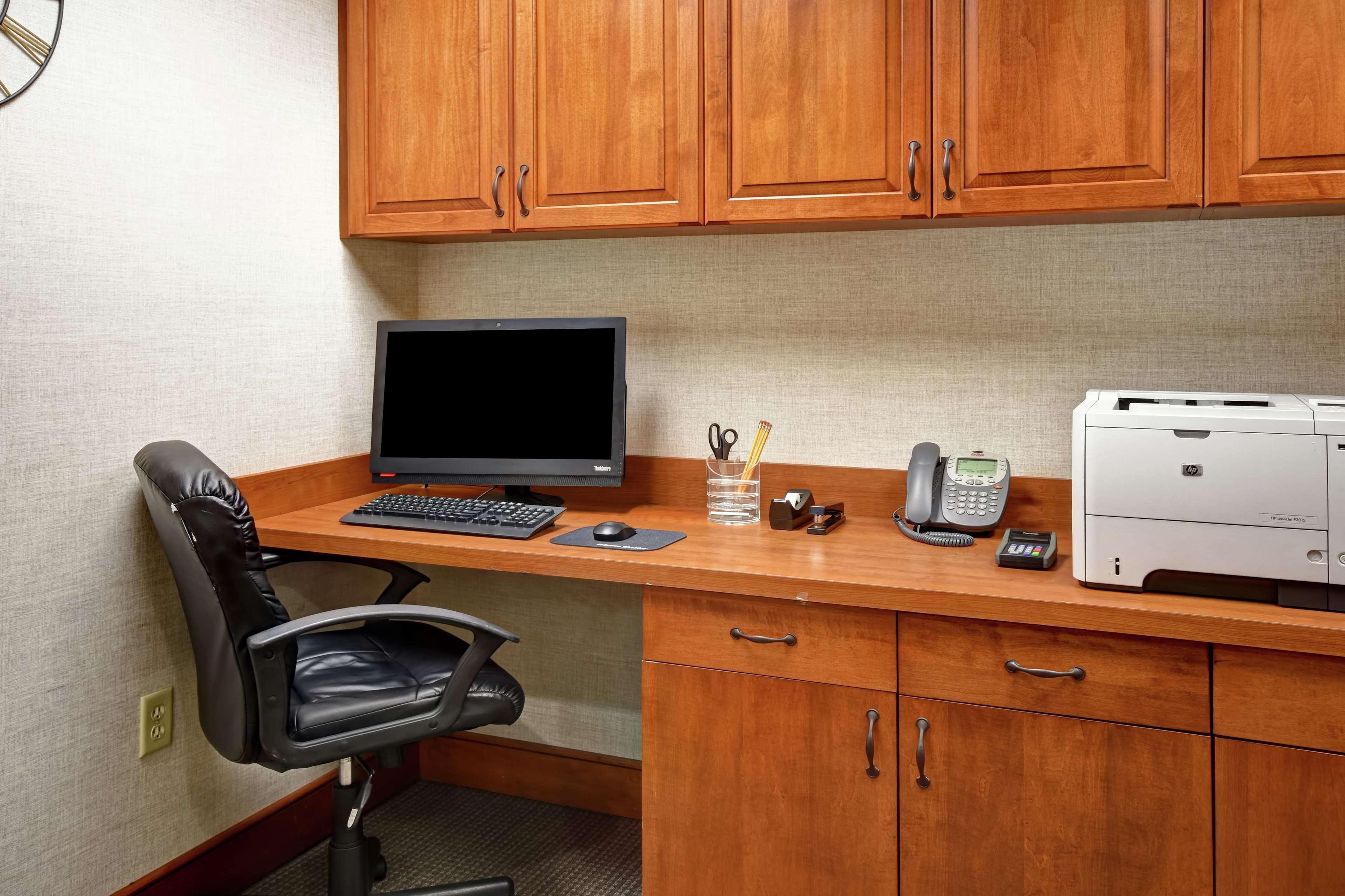 Homewood Suites By Hilton Lancaster Rohrerstown Exterior photo