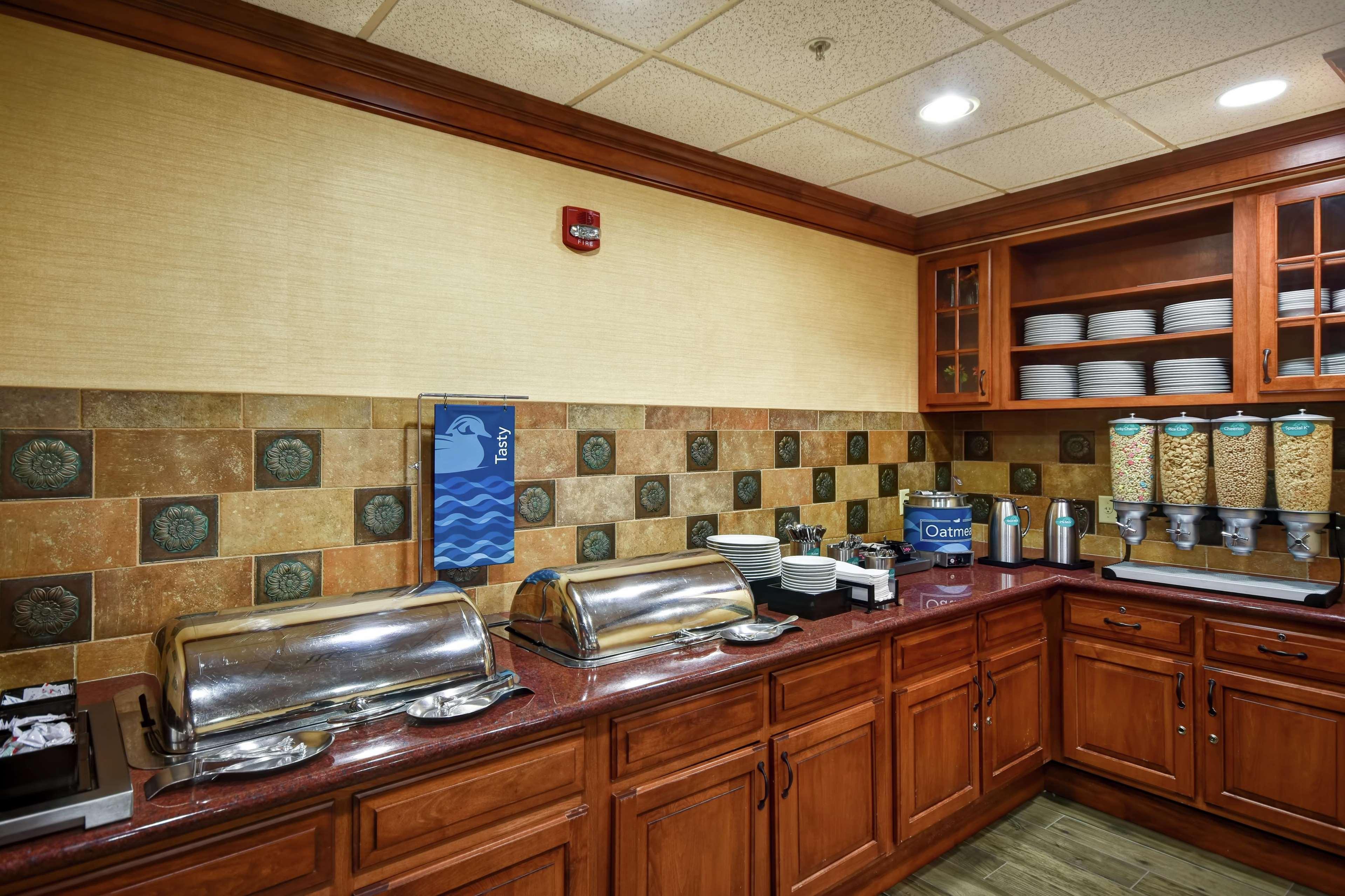 Homewood Suites By Hilton Lancaster Rohrerstown Exterior photo