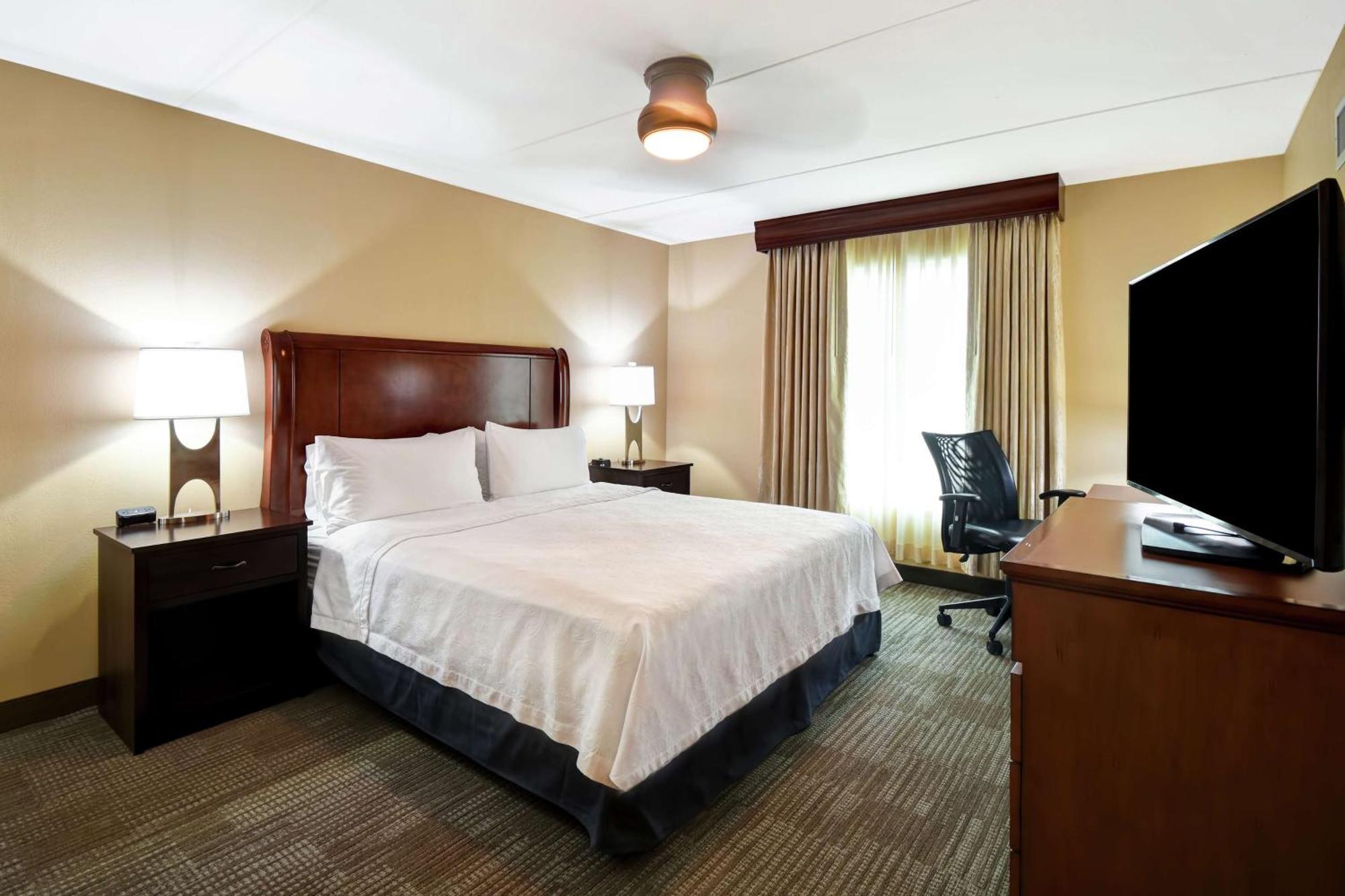 Homewood Suites By Hilton Lancaster Rohrerstown Exterior photo