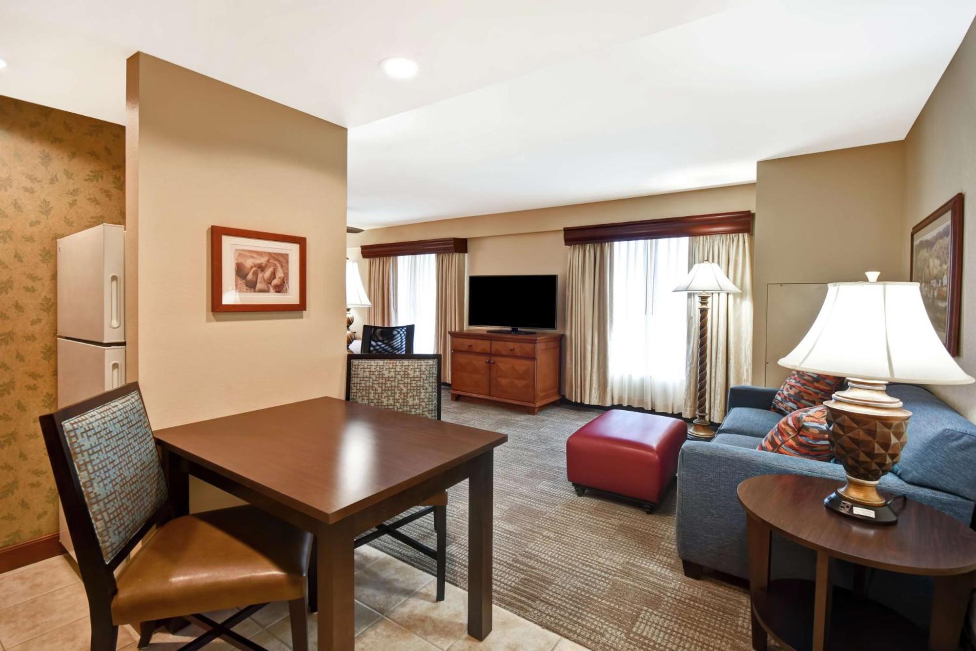 Homewood Suites By Hilton Lancaster Rohrerstown Exterior photo