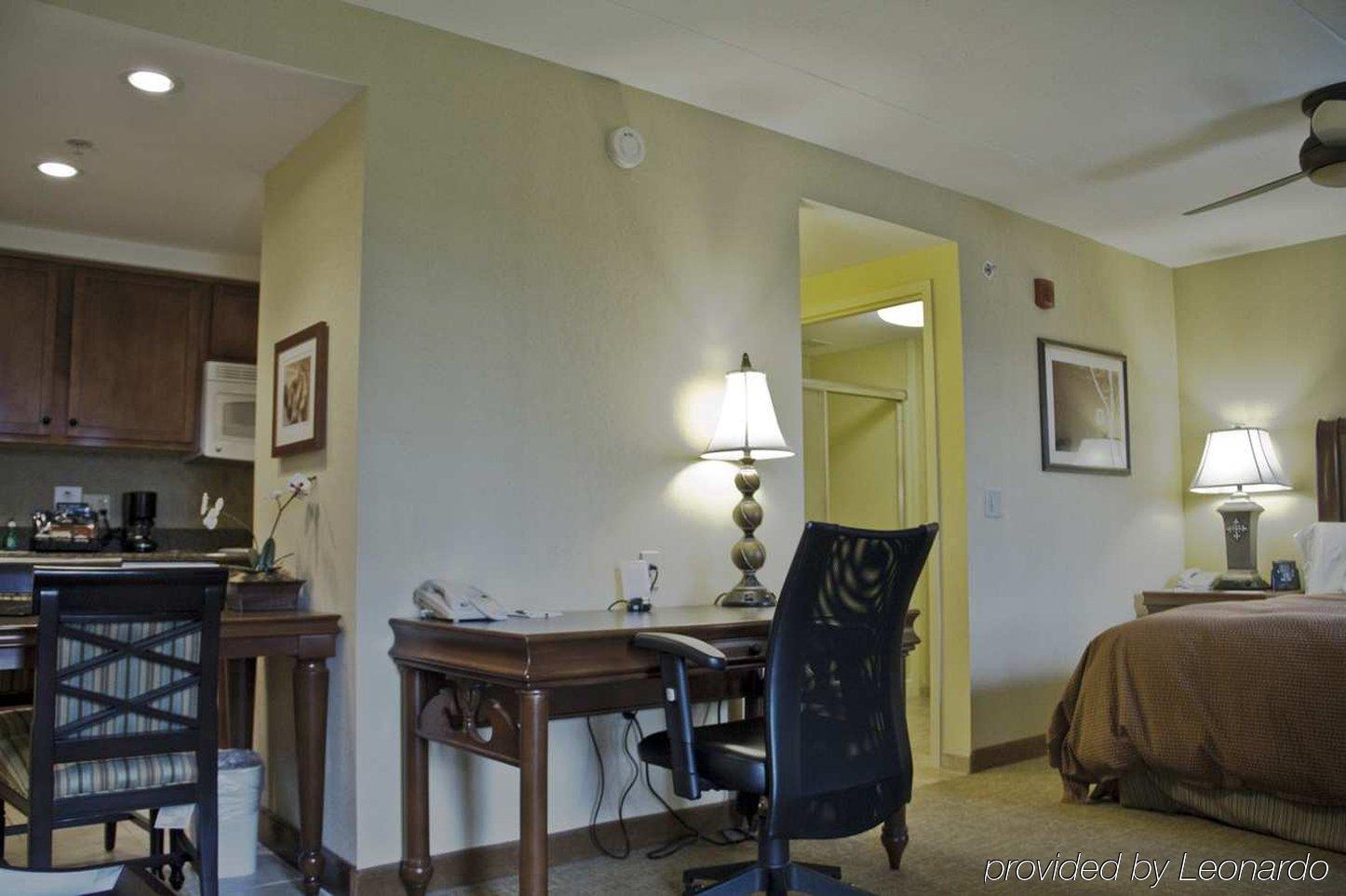 Homewood Suites By Hilton Lancaster Rohrerstown Room photo