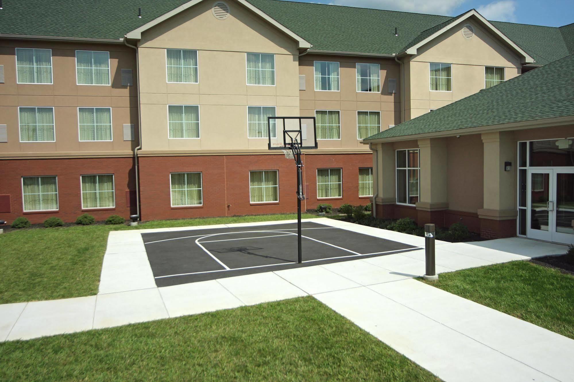 Homewood Suites By Hilton Lancaster Rohrerstown Exterior photo